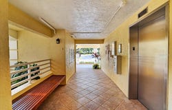1040 WEXFORD Boulevard, VENICE, FL 34293