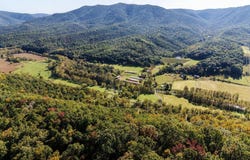 195 HINKLE MT Road, MOOREFIELD, WV 26836