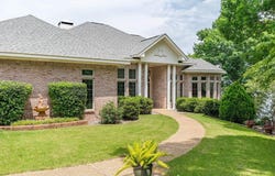 8 Guindola Circle, Hot Springs Village, AR 71909