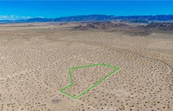 48 Moonlight Mesa Street, Joshua Tree, CA 92252