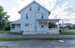 26 N KINZER Road, KINZERS, PA 17535