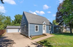 850 Upton Avenue, Springfield, MI 49037