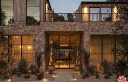 3274 Oakdell Rd, Studio City, CA 91604