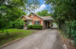 709 Dr Martin Luther King Jr Boulevard, Waxahachie, TX 75165