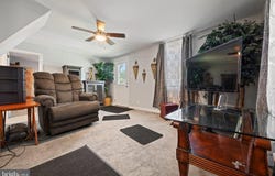 475 EVERGREEN Avenue, PHILADELPHIA, PA 19128
