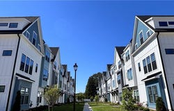 901 Bernard Ln, Chesapeake, VA 23322