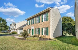 4839 Golfview Dr NE, Roanoke, VA 24019