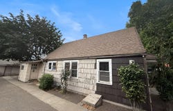 184 IOWA St, Eugene, OR 97402