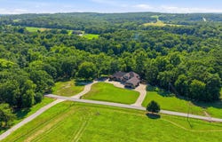 4335 S 165th Road, Bolivar, MO 65613