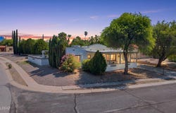 32 E La Espina, Green Valley, AZ 85614