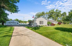 6579 Centennial Drive, Temperance, MI 48182