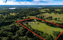 574 E Dade 102, Everton, MO 65646