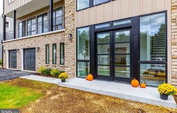 810 MAPLE Lane, ASTON, PA 19014