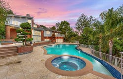 742 Greenridge Drive, La Canada Flintridge, CA 91011