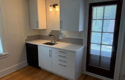 851 Saint Clair Avenue, Grosse Pointe, MI 48230