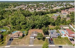 41 Oakwood Drive, Sayreville, NJ 08859