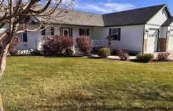 221 E Putnam Mountain Loop, Inkom, ID 83245