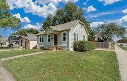350 E Clark Ave, Augusta, KS 67010