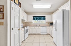 701 E Parkwood Drive, Harlingen, TX 78550