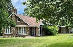 204 E 3rd Street, Mountain View, MO 65548
