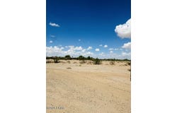 77th St., Bouse, AZ 85325