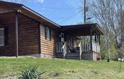 912 S Ky 3438, Cannon, KY 40923