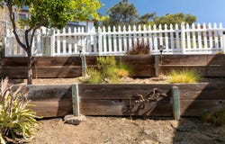 8745 Burr St, Oakland, CA 94605