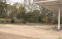 375 E Mcdowell Road, Jackson, MS 39204