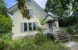 52 N MAIN Street, CLINTONVILLE, WI 54929