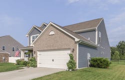 130 Blue Lace Drive, Whiteland, IN 46184