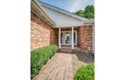 105 Colooney Circle, Bristol, TN 37620