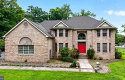 15 SCENIC Drive, EWING, NJ 08628
