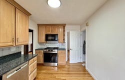 89-91 Thacher St, Milton, MA 02186