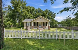11920 W 51st Street, Shawnee, KS 66216