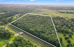 Dugat, Beaumont, TX 77705