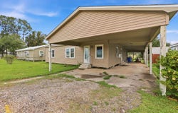 1114 Tiger Dr, Thibodaux, LA 70301