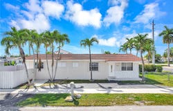 2400 SW 103rd Ct, Miami, FL 33165