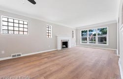 20910 Van Antwerp, Harper Woods, MI 48225