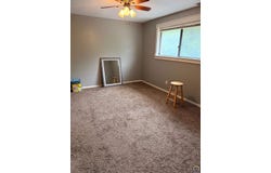 2924 SW Lydia AVE, Topeka, KS 66617