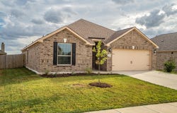 4006 Lakeview Drive, Sanger, TX 76266