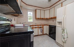 1323 Hamilton Rd, Castle Shannon, PA 15234
