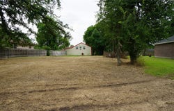 704 E 6th Street, Bonham, TX 75418