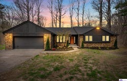 328 Thicket Drive, Elizabethtown, KY 42701-9541