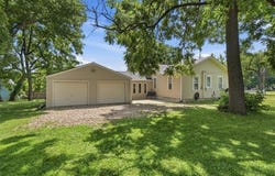 11920 W 51st Street, Shawnee, KS 66216