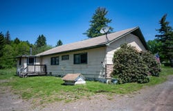 6 Hobart Rd, Stamford, NY 12167