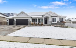 436 E 1220 S, Salem, UT 84653
