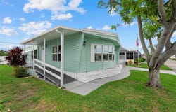 808 53RD Avenue E, BRADENTON, FL 34203