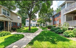 1441 Thrush Place, St Louis, MO 63144
