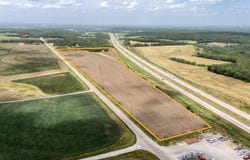 715 E 1250 Rd, Lawrence, KS 66046
