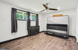 10 GREYSTONE Road, CARLISLE, PA 17015